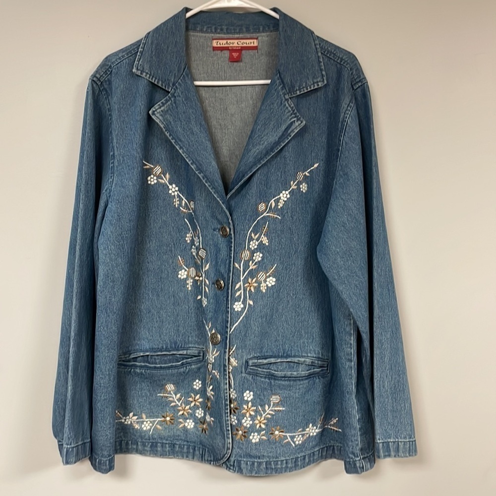Vintage Tudor Court By Haband Embroidered Denim Jacket Xl Metal Buttons Vintage Tudor Court By Haband Embroidered Denim Jacket Xl Metal Buttons